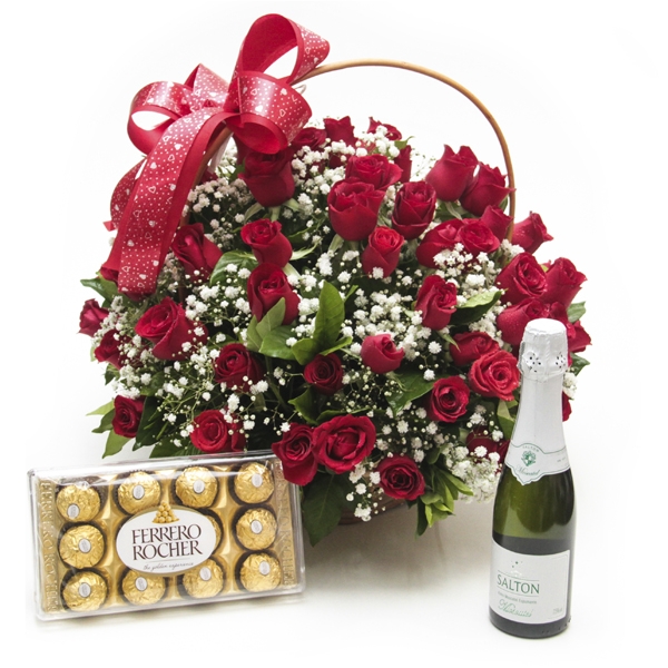 Cesta de Rosas Com Chocolate e Espumante