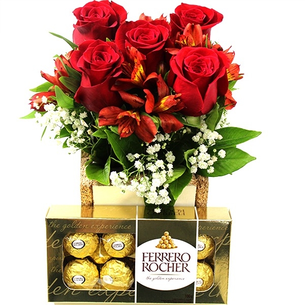 Arranjo 5 Rosas Colombianas com Astromélias Vermelhas Com Ferrero Rocher