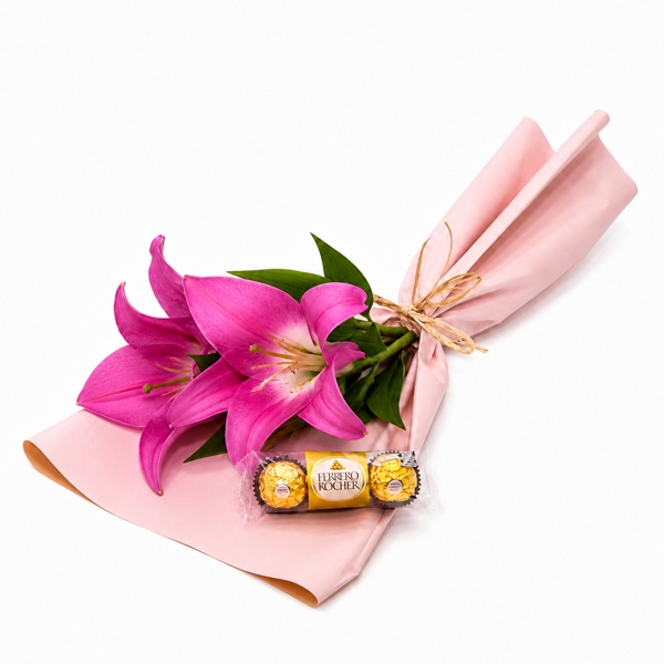 Ramalhete De Lirio Cor de Rosa e Chocolate Ferrero 3Un